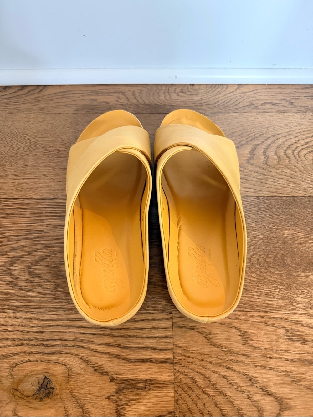 Ayalla by Antelope Daffodil Leather Cross Strap Slide Sandals EU 39 - Picture 6 of 9